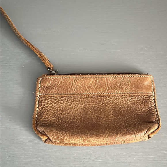 Roots Tan Leather Wristlet - Picture 2 of 4